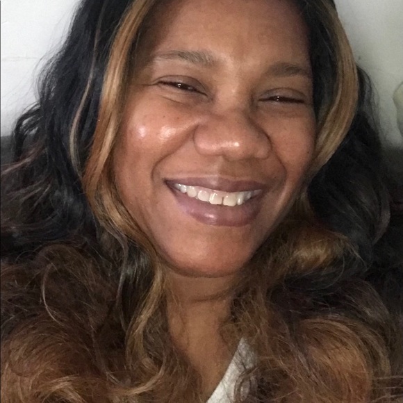 Meet your Posher, Ladonna - Picture 1 of 1